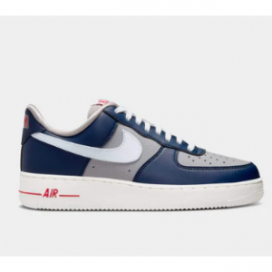 Nike 女款 Air Force 1 Low '07 SE板鞋运动鞋