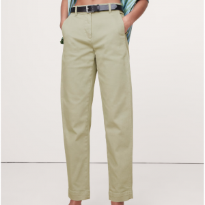 The Weekender Slim Barrel-Leg Pant