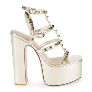 Valentino Garavani 150MM 铆钉厚底高跟凉鞋