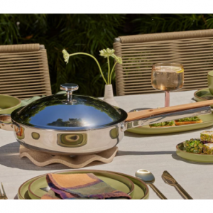 Our Place 钛合金 Always Pan Pro - 10.6 英寸（2.8 夸脱）无涂层不粘煎锅