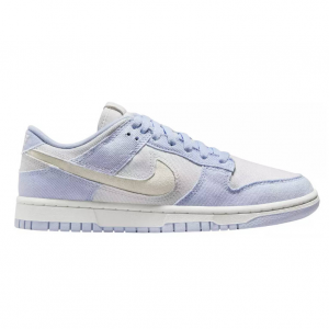 Nike Dunk Low 女士板鞋