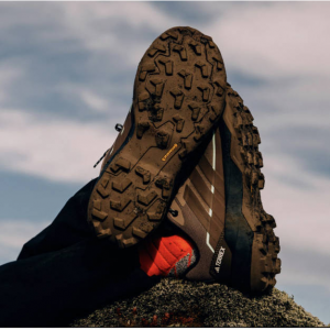 adidas美国官网 adidas Terrex Skychaser GORE-TEX系列徒步鞋服热卖 