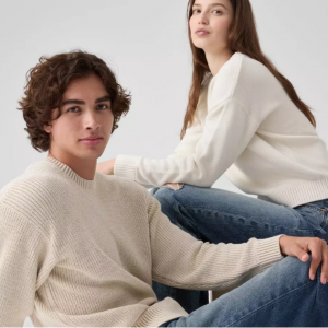 40-70% Off Sitewide + Extra 15% Off Your Purchase @ Gap Factory