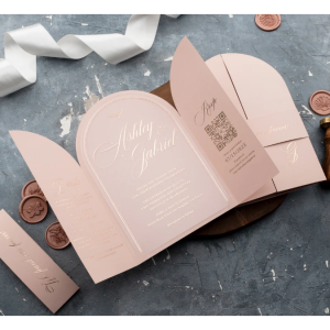 拱形亚克力请柬，玫瑰金箔，腮红粉色折叠封套