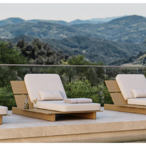 Solora 户外铝木纹躺椅，带靠垫