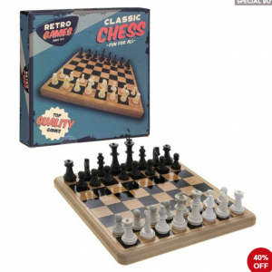 Retro Chess Game