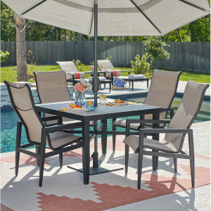 Portofino Husk Midnight 铝制和 Augustine Ash Sling 五件套餐桌椅套装 + 43 英寸方形餐桌