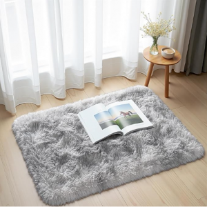 Zentavio 2' x 3' 超柔软长绒地毯 @ Amazon
