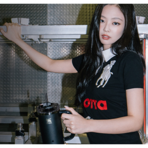预告：Stanley x JENNIE 联名款吸管杯+限定杯挂  @ Stanley
