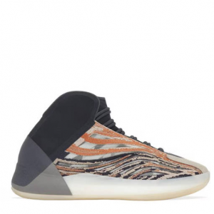 Yeezy Quantum 运动鞋