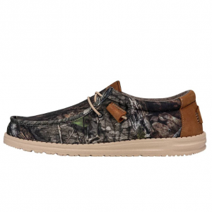 Hey Dude Shoes Wally Mossy Oak Country DNA 休闲鞋