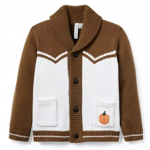 标志性的南瓜开衫