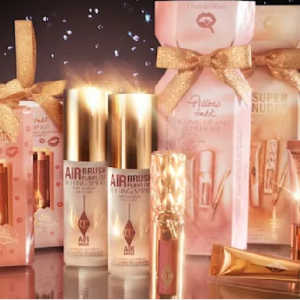 Charlotte Tilbury Beauty UK上新！2025圣诞限定系列及礼盒套装 收眼影盘唇膏定妆喷雾倒数日历等