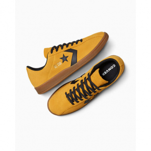 All Star Classic Trainer Suede