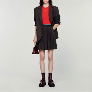 Pleated skirt