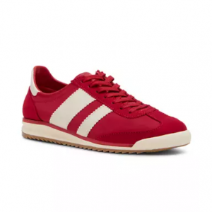 Madden Girl Jumper运动鞋