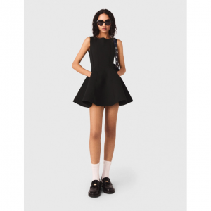 镶钻蝴蝶结滑冰裙