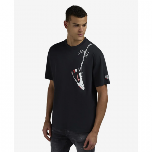 Don’t Miss Out! Hot Summer Deals Are Trending Now at SNIPES USA