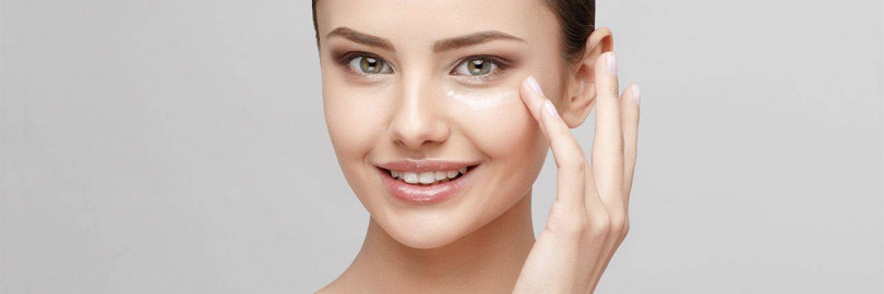 Top 8 Eye Creams with Caffeine and Vitamin C for Dark Circles & Puffy Bags 2024