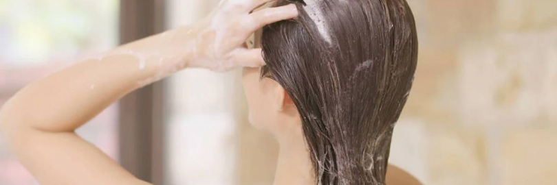 Nizoral vs. Selsun Blue vs. Head & Shoulders vs. Neutrogena : Who Wins the Anti-Dandruff Shampoo Showdown?