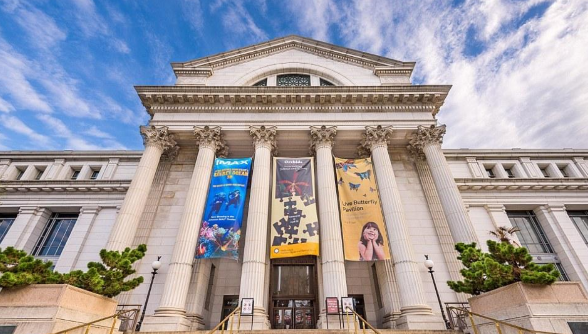 地址：Newseum Residences