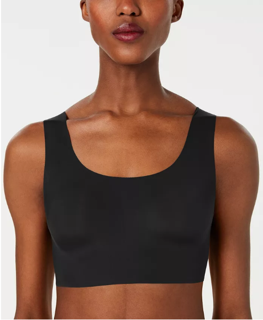 Bali运用了斜裁杯型的文胸设计以及全棉式文胸