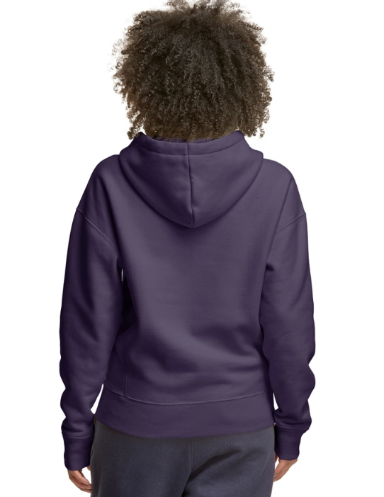 Champion拥有运动服装界的许多第一：第一件连帽衫