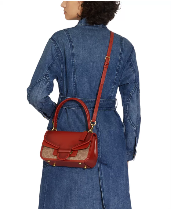$330 (原价 $550) + 免邮新品：Macy s官网 COACH Cody 老花单肩斜挎包6折热卖 