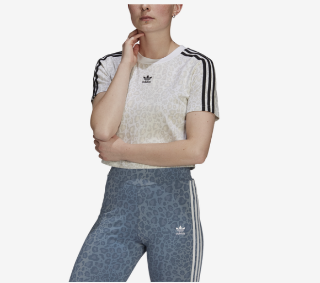 这件豹纹T恤太适合辣妹了