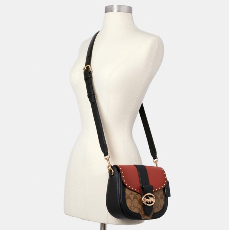 $139 (原价 $398) + 免邮杨紫同款：Coach Outlet官网 Coach Georgie 老花拼色马鞍包35折热卖 