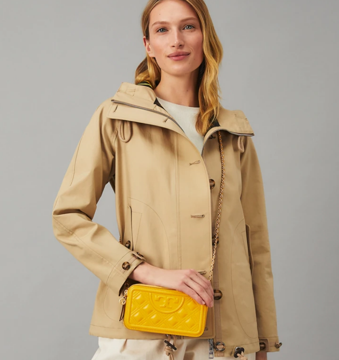 Fleming Double-Zip迷你包采用最柔软的皮革制成