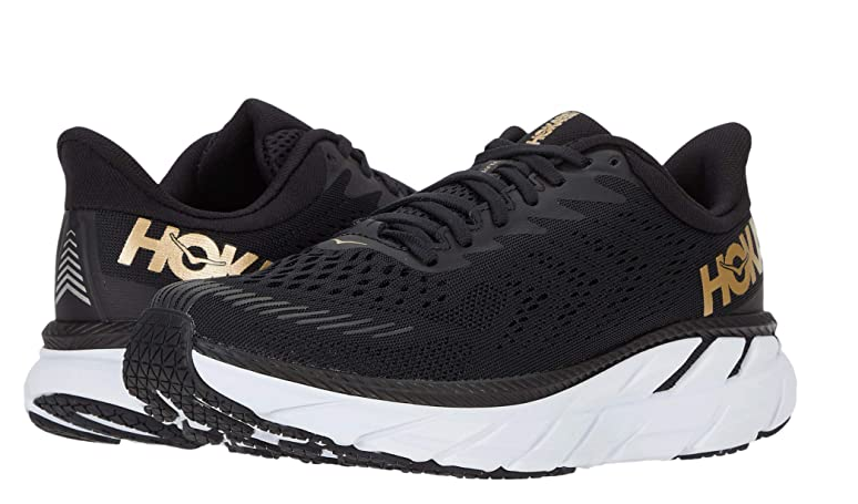 这双Hoka One One Clifton 7男款运动鞋透气性很好