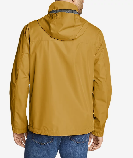 Eddie Bauer家的防水夹克是最值得购买的单品之一