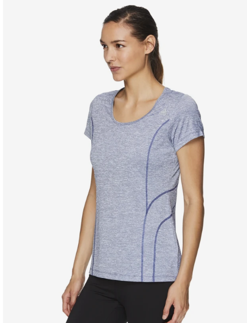 这款Reebok女款修身运动T恤材质舒服