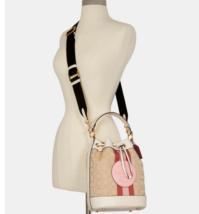 $151.20 (原价 $378) + 免邮Coach Outlet官网 Coach Dempsey Drawstring 老花水桶包4折热卖 