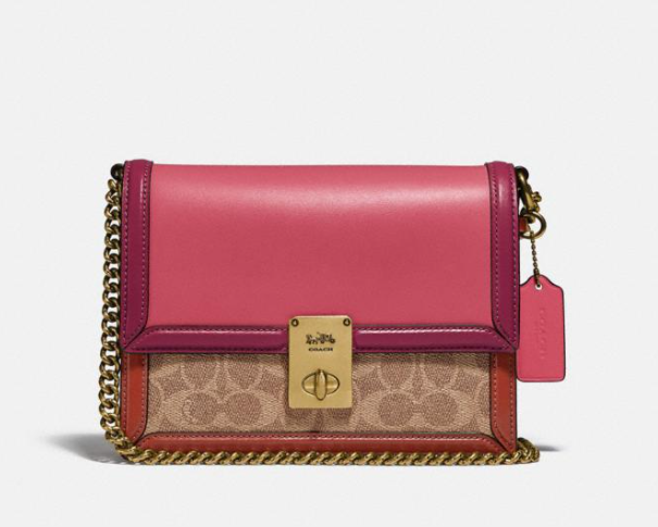 Coach近几年的款式越来越好看