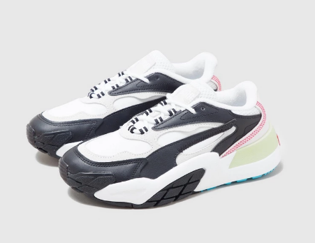 这款Puma Hedra女款拼色厚底运动鞋采用多色调合成材料和绒面革