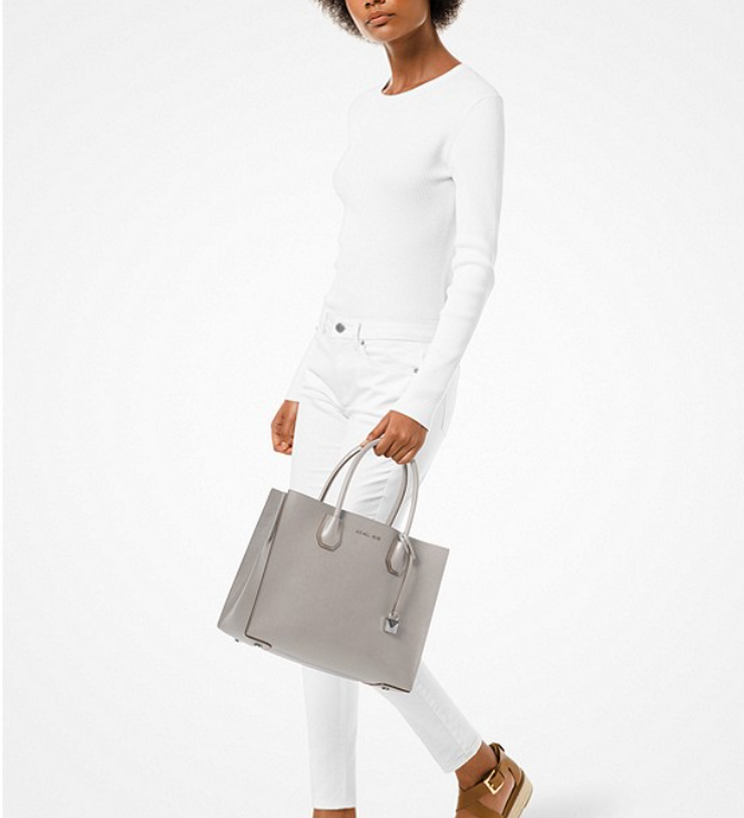 $134.25 (原价 $328) + 免邮Michael Kors官网 MICHAEL MICHAEL KORS Mercer 大号灰色风琴托特包4折热卖 