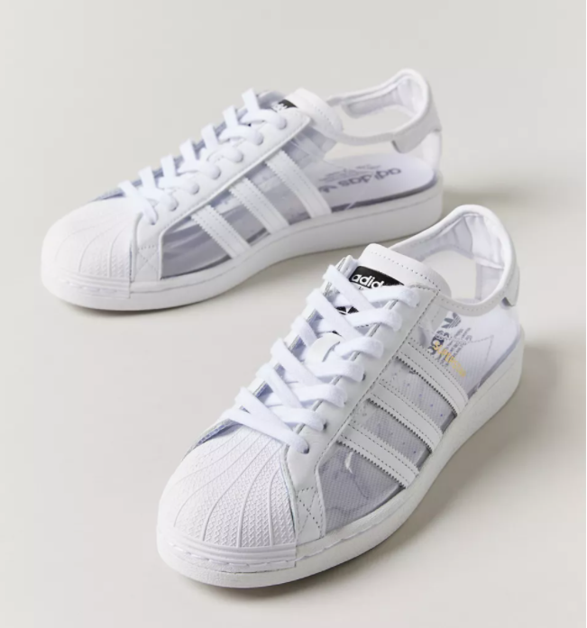 $44.99 (原价 $90) Urban Outfitters官网 adidas Originals Superstar 透明运动鞋5折热卖 
