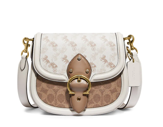 2021 Coach新款Beat马鞍包又有了马车拼老花的配色