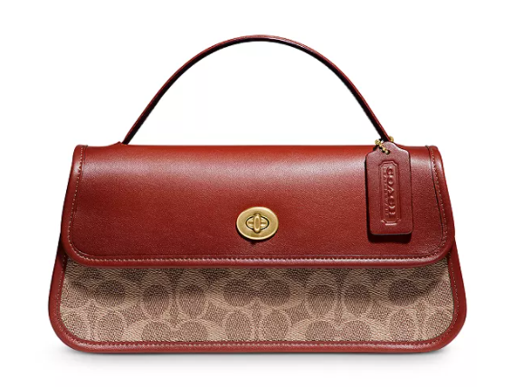 这款Coach包型很复古别致