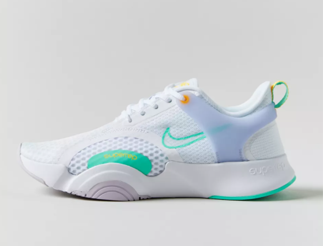 $49.99 (原价 $100) Urban Outfitters官网 Nike SuperRep Go 2 女士运动鞋5折热卖 