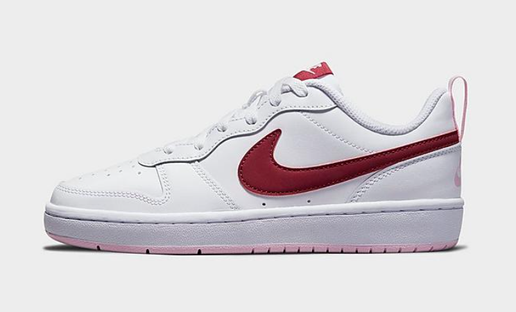 Nike Court Borough Low 2 大童板鞋兼顾舒适脚感和出众风范