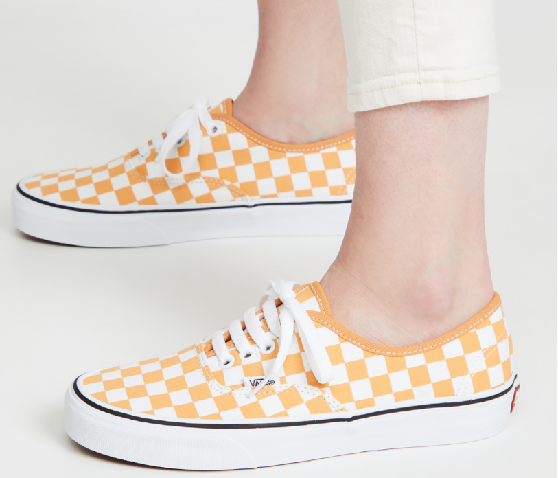 $22 (原价 $55) + 免邮Shopbop官网 Vans Authentic 棋盘格女款板鞋4折热卖