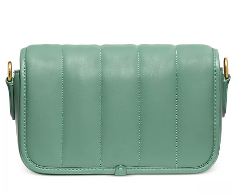 COACH在今年6月推出的Dinky小羊皮斜挎包真的是绝绝子