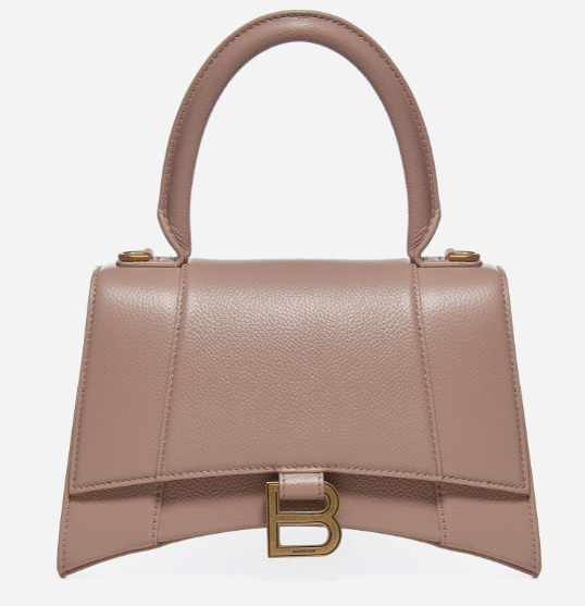 Balenciaga 这款 Hourglass XS 迷你包以其优雅的曲线轮廓立即吸引眼球