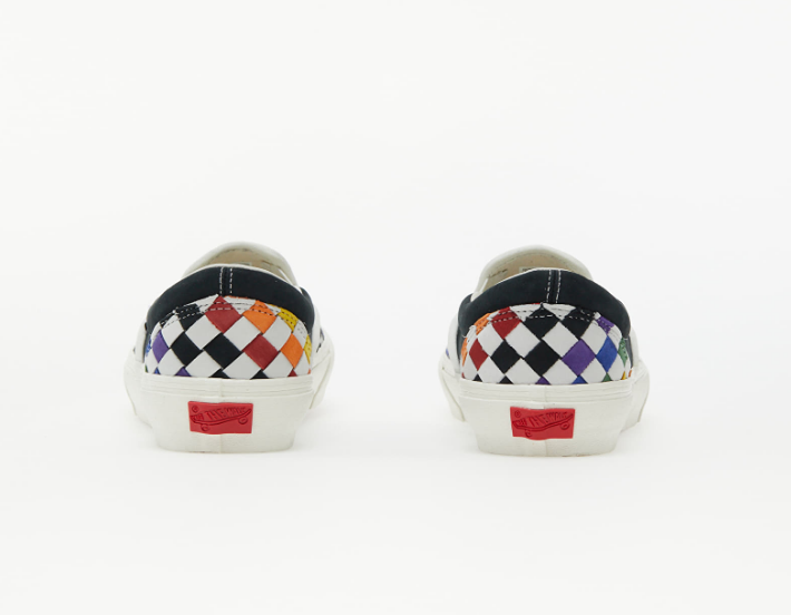 $61.98 (原价 $159.95)Footshop官网 Vans Vault Lx彩色棋盘格4折热卖