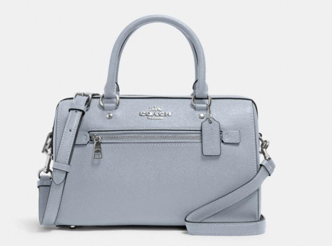 这款Coach包包包身圆柱状