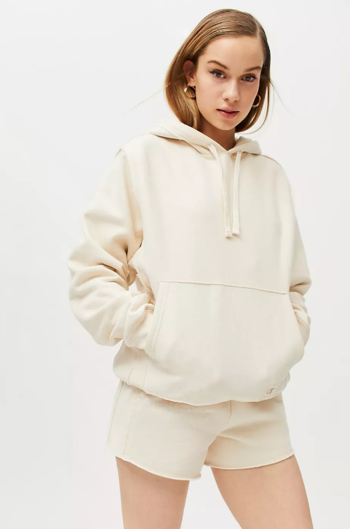 这款Champion UO Exclusive Natural State连帽卫衣颜色干净