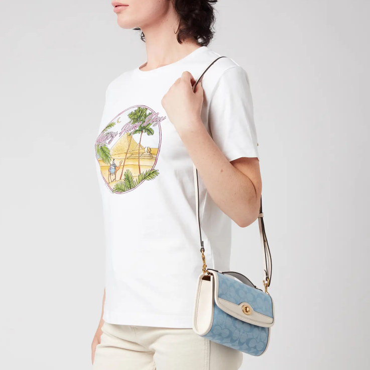 现价£225+免邮MyBag官网 Coach 1941 Originals Signature 丹宁斜挎包热卖 